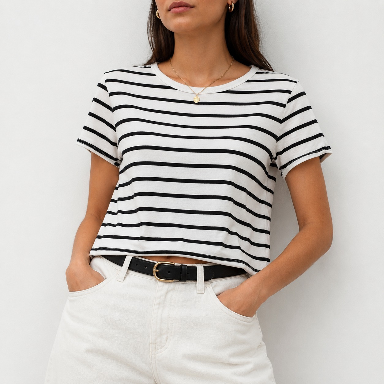 Cyrus Essentials Pullover T-Shirt Women's Large Black/White Striped Crew Neck